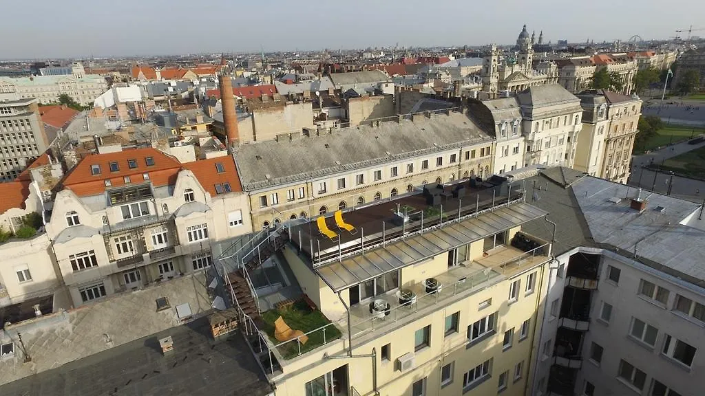 Bed & Breakfast Parliament Penthouse Boutique B&B Budapest