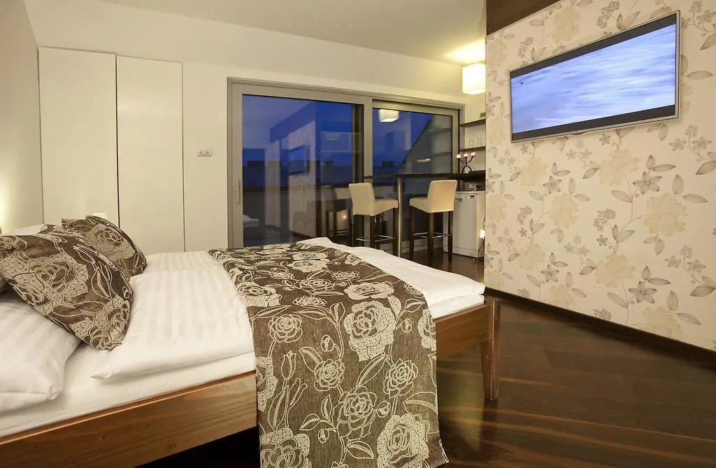Bed & Breakfast Parliament Penthouse Boutique B&B Budapest